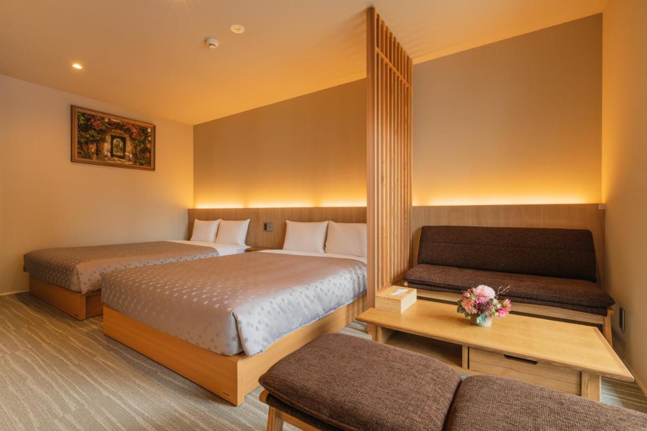 Grand Base Fukuoka Tenjin Ngoại thất bức ảnh